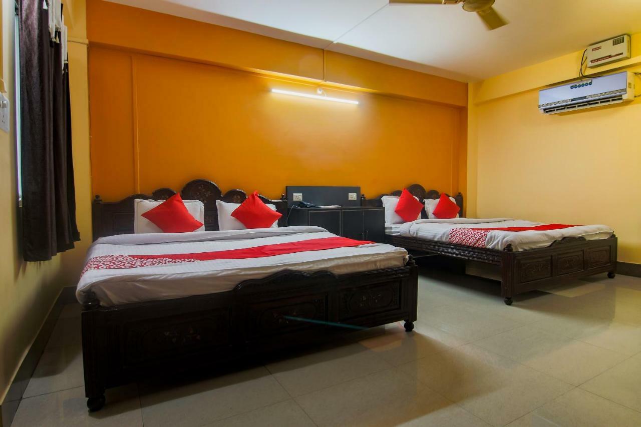 Oyo Dayal Residency Tezpur Buitenkant foto